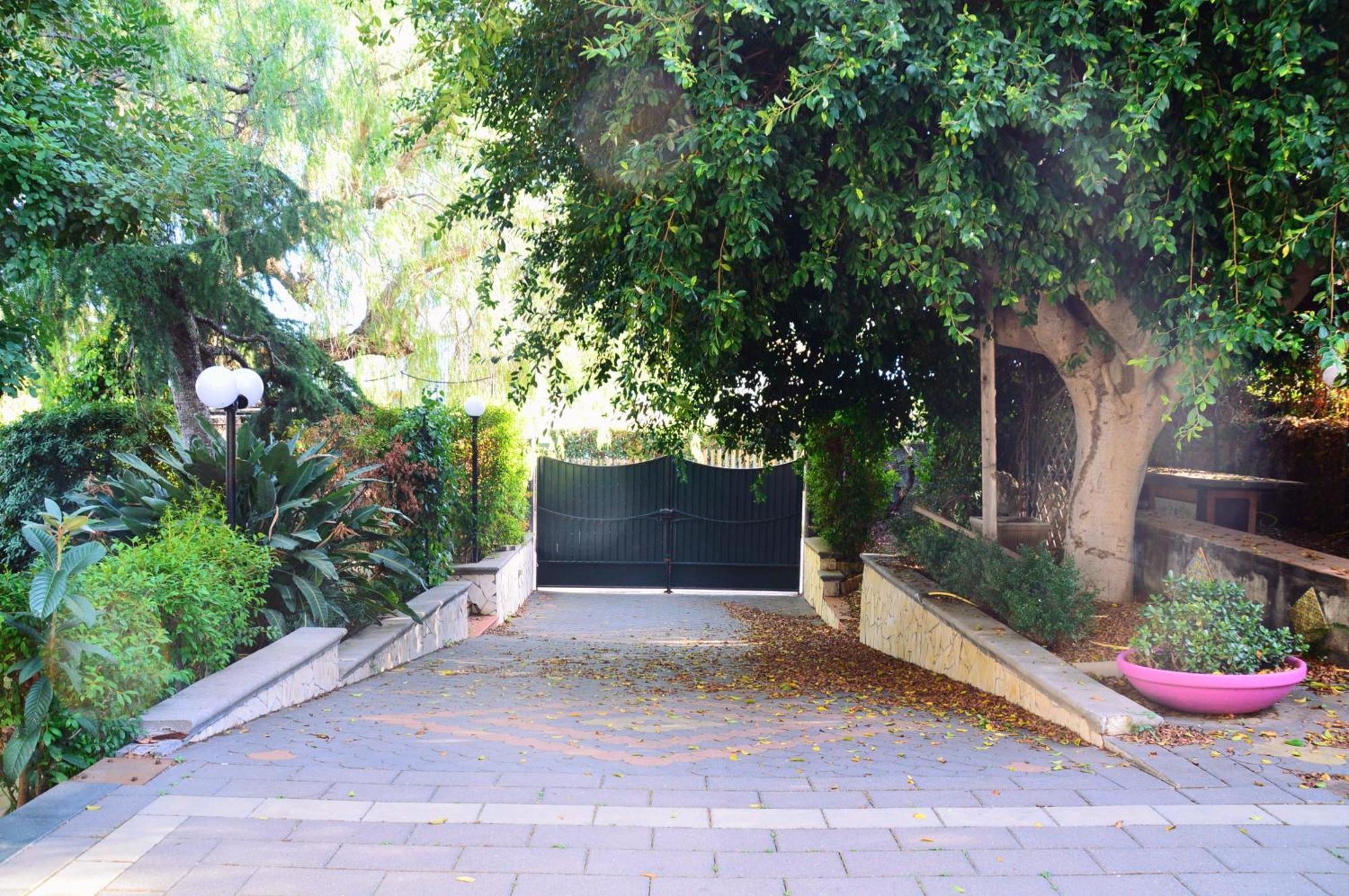 הוילה אנלציט Angelo Delle Aci מראה חיצוני תמונה